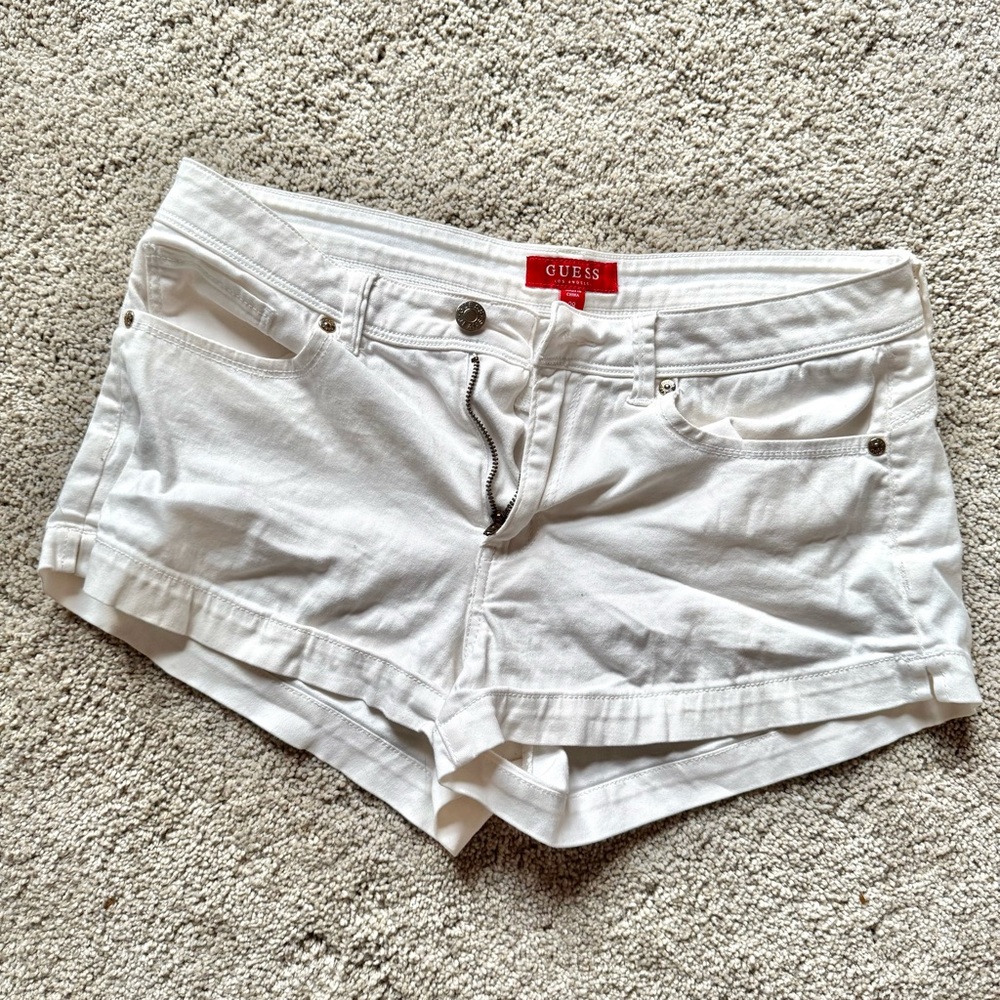Guess - Women’s (S, Size 28) White Denim Shorts